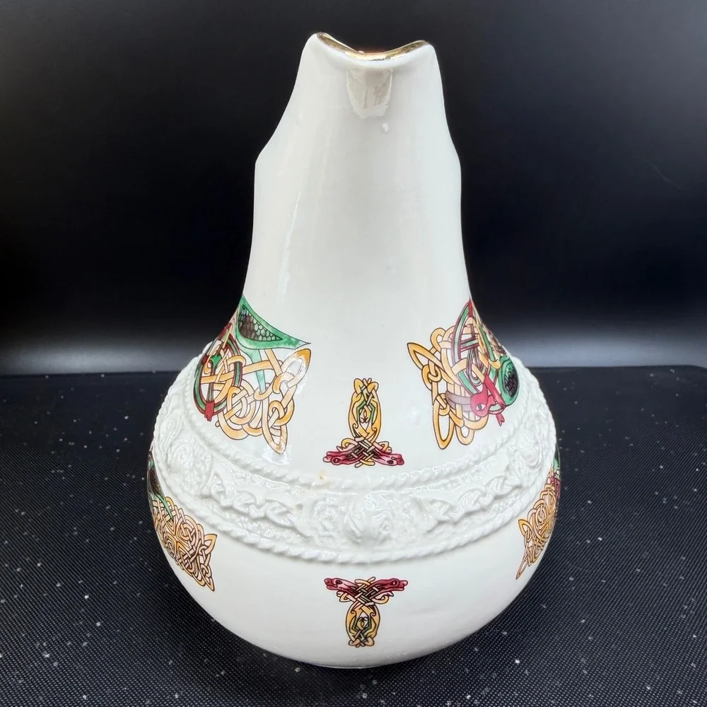 Cre Irish Porcelain Celtic Pitcher Galway Ireland Serpent Handle Gold Trim 7in‎